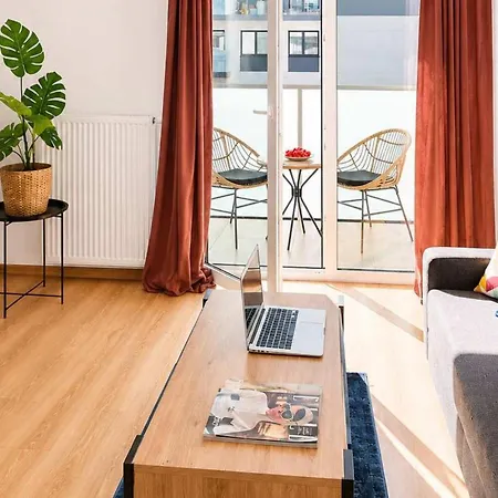 3-room Near Atlas Arena Apartament *