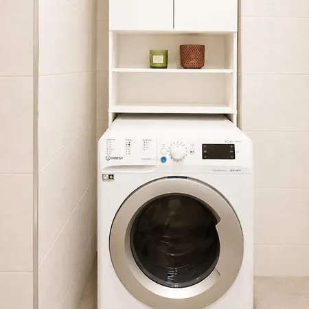 3-room Near Atlas Arena *